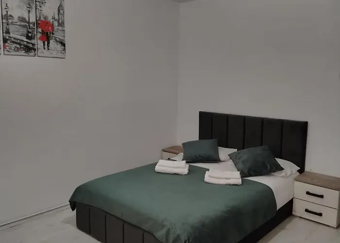 Apartment Mgi Coresi & Parking Brasov